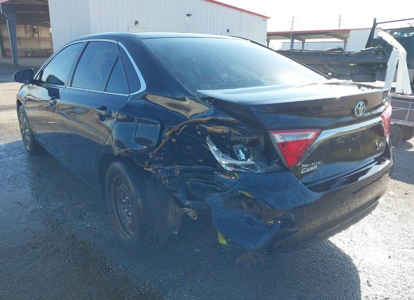 Photo 3 of 2017 Toyota Camry SE (VIN 4T1BF1FK5HU331386)
