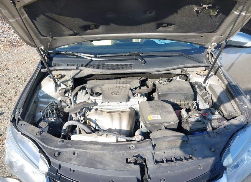 Photo 10 of 2017 Toyota Camry LE (VIN 4T1BF1FK5HU335406)