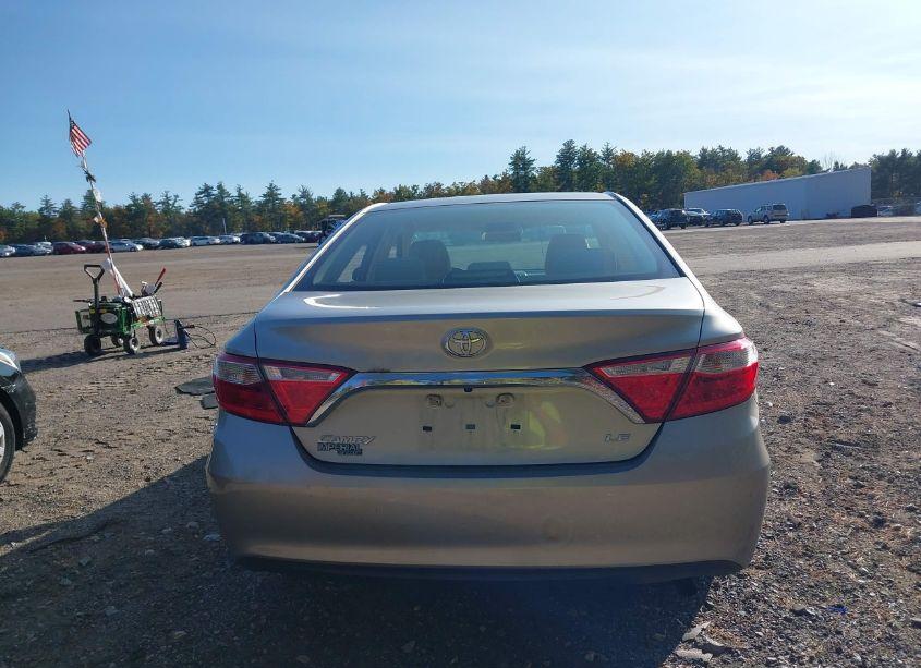 Photo 16 of 2017 Toyota Camry LE (VIN 4T1BF1FK5HU335406)