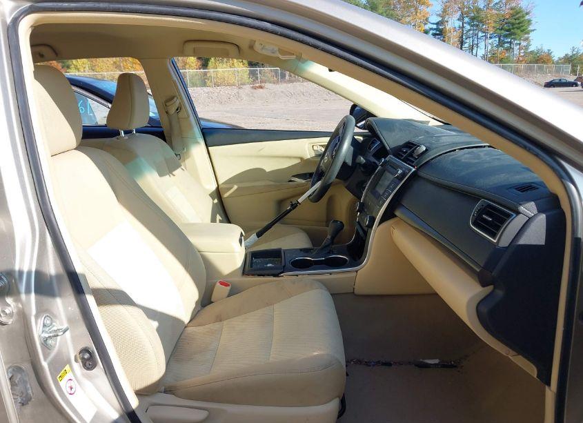 Photo 5 of 2017 Toyota Camry LE (VIN 4T1BF1FK5HU335406)