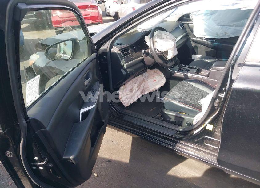 Photo 5 of 2017 Toyota Camry SE (VIN 4T1BF1FK5HU336894)