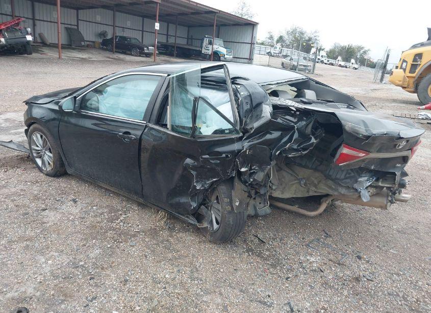 Photo 3 of 2017 Toyota Camry SE (VIN 4T1BF1FK5HU337396)