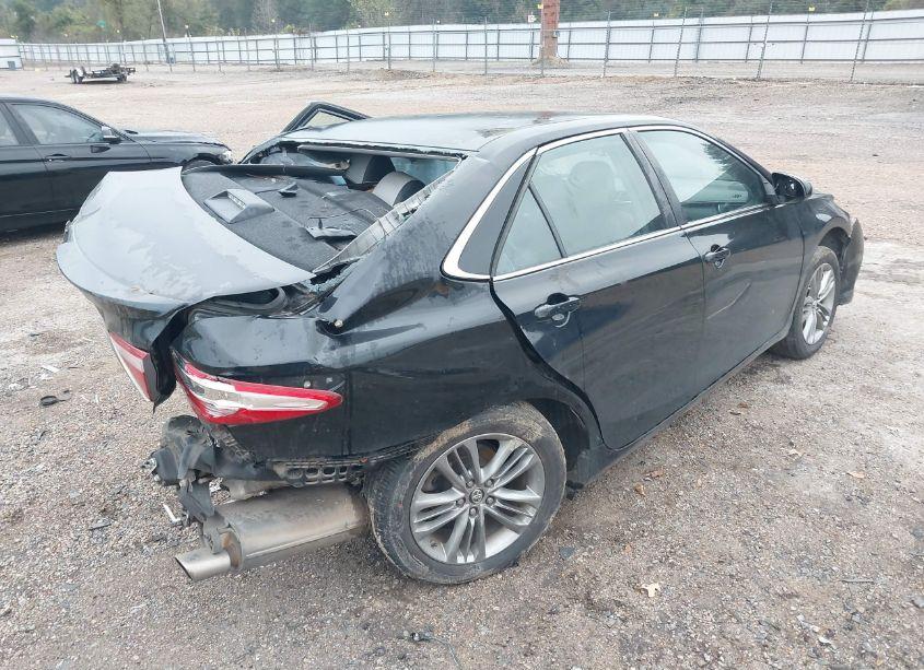 Photo 4 of 2017 Toyota Camry SE (VIN 4T1BF1FK5HU337396)