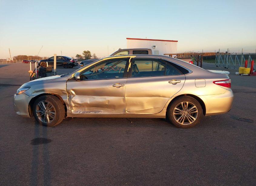 Photo 14 of 2017 Toyota Camry SE (VIN 4T1BF1FK5HU338354)