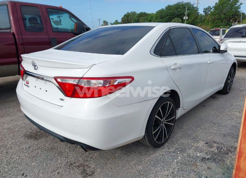 Photo 4 of 2017 Toyota Camry SE (VIN 4T1BF1FK5HU344817)
