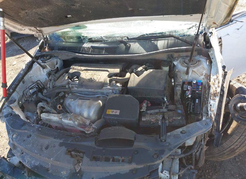 Photo 10 of 2017 Toyota Camry LE (VIN 4T1BF1FK5HU373170)