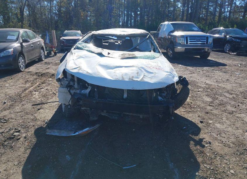 Photo 6 of 2017 Toyota Camry LE (VIN 4T1BF1FK5HU373170)