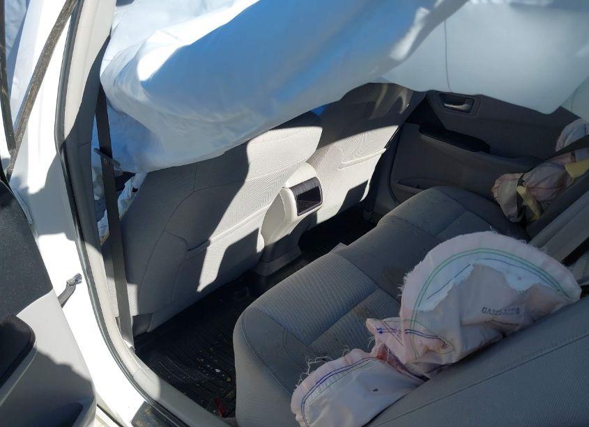 Photo 8 of 2017 Toyota Camry LE (VIN 4T1BF1FK5HU373170)