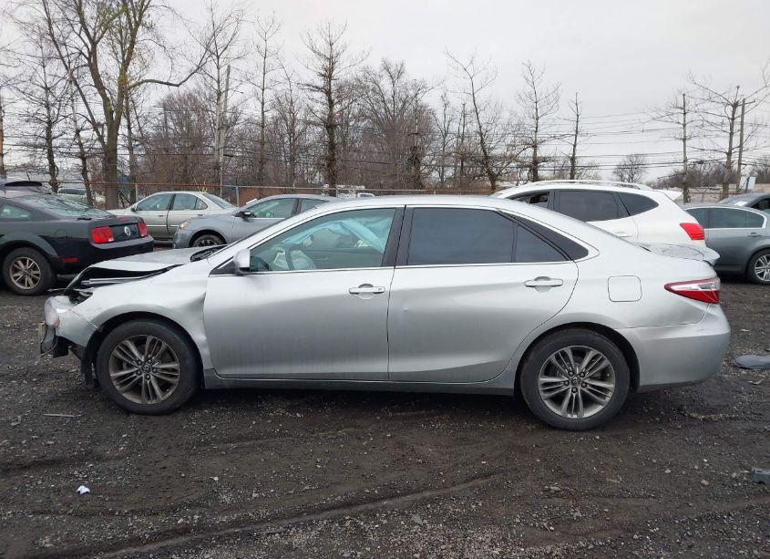 Photo 15 of 2017 Toyota Camry SE (VIN 4T1BF1FK5HU376859)