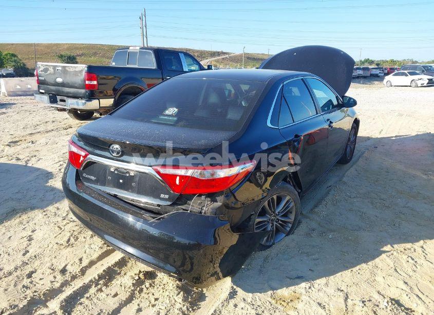 Photo 4 of 2017 Toyota Camry SE (VIN 4T1BF1FK5HU383438)