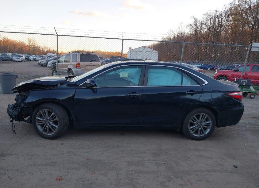 Photo 14 of 2017 Toyota Camry SE (VIN 4T1BF1FK5HU386484)