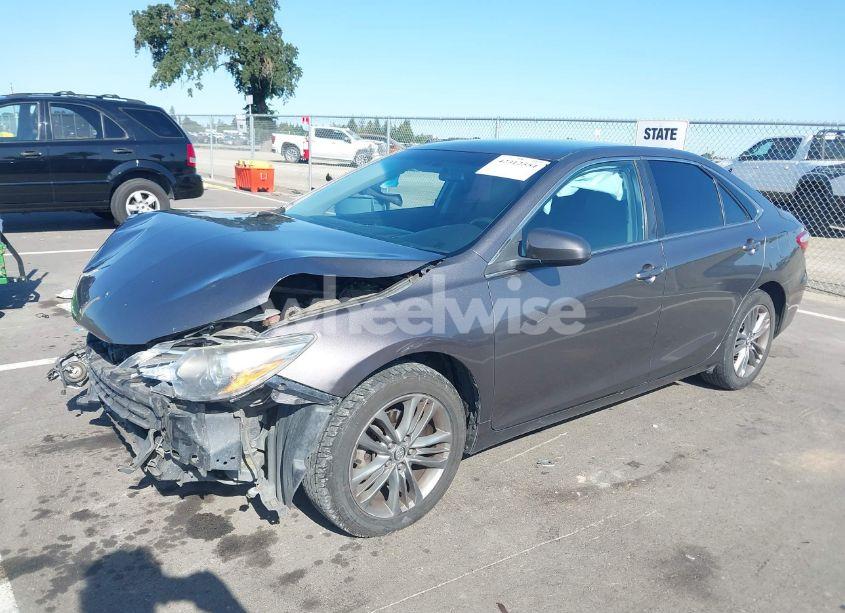 Photo 2 of 2017 Toyota Camry SE (VIN 4T1BF1FK5HU389112)