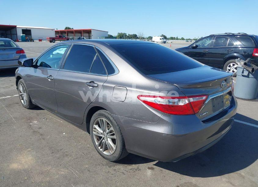 Photo 3 of 2017 Toyota Camry SE (VIN 4T1BF1FK5HU389112)