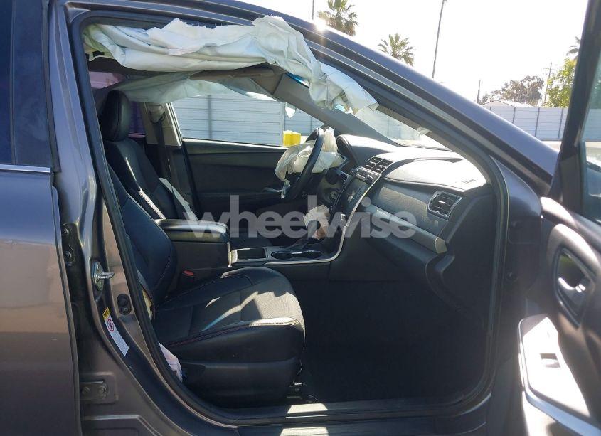 Photo 5 of 2017 Toyota Camry SE (VIN 4T1BF1FK5HU389112)