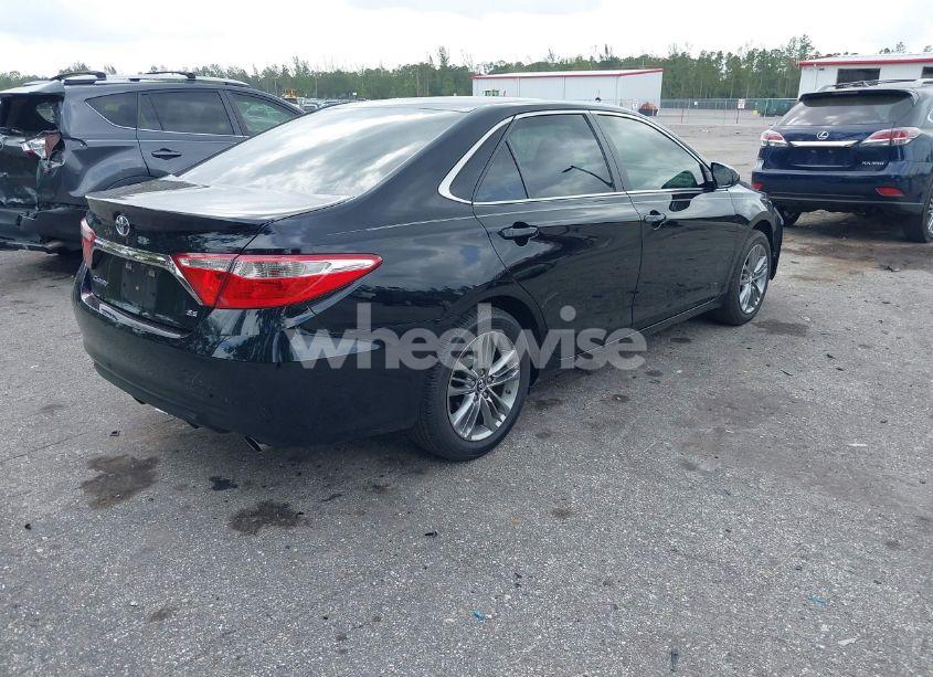 Photo 4 of 2017 Toyota Camry SE (VIN 4T1BF1FK5HU394682)