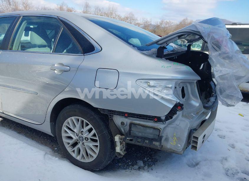 Photo 19 of 2017 Toyota Camry LE (VIN 4T1BF1FK5HU427633)