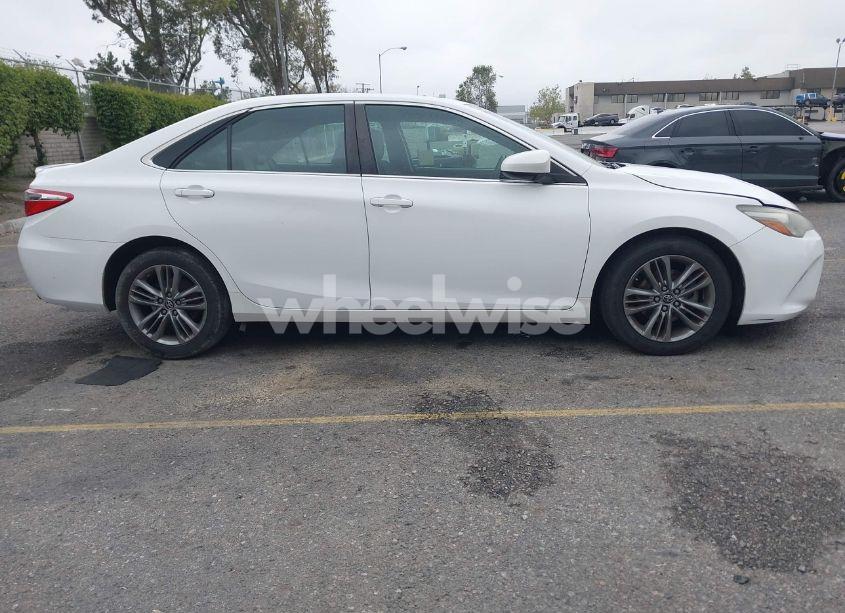 Photo 13 of 2017 Toyota Camry SE (VIN 4T1BF1FK5HU454640)