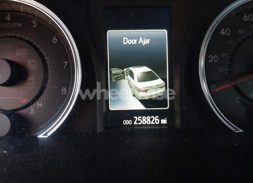 Photo 15 of 2017 Toyota Camry SE (VIN 4T1BF1FK5HU636578)