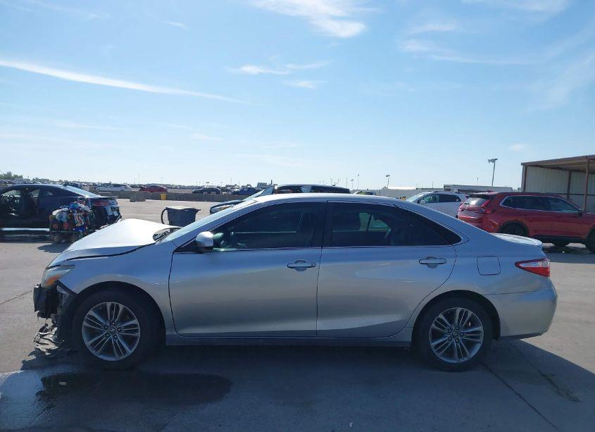 Photo 14 of 2017 Toyota Camry SE (VIN 4T1BF1FK5HU645765)