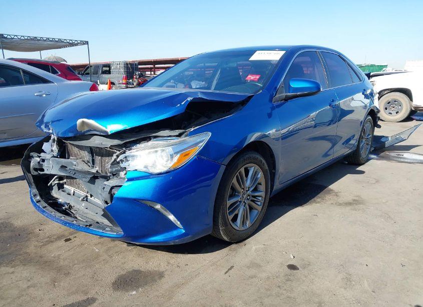 Photo 2 of 2017 Toyota Camry SE (VIN 4T1BF1FK5HU648424)