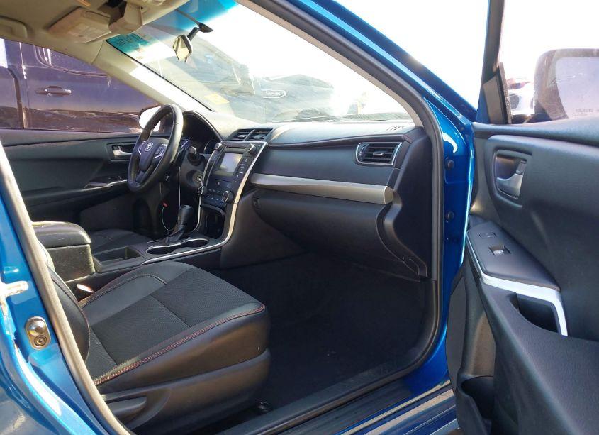 Photo 5 of 2017 Toyota Camry SE (VIN 4T1BF1FK5HU648424)