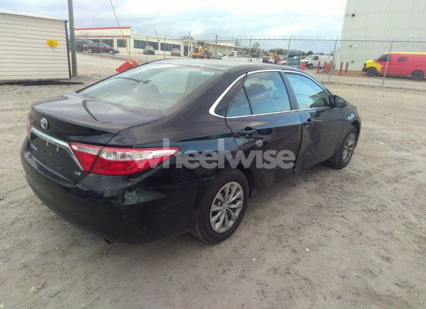 Photo 4 of 2017 Toyota Camry LE (VIN 4T1BF1FK5HU673260)