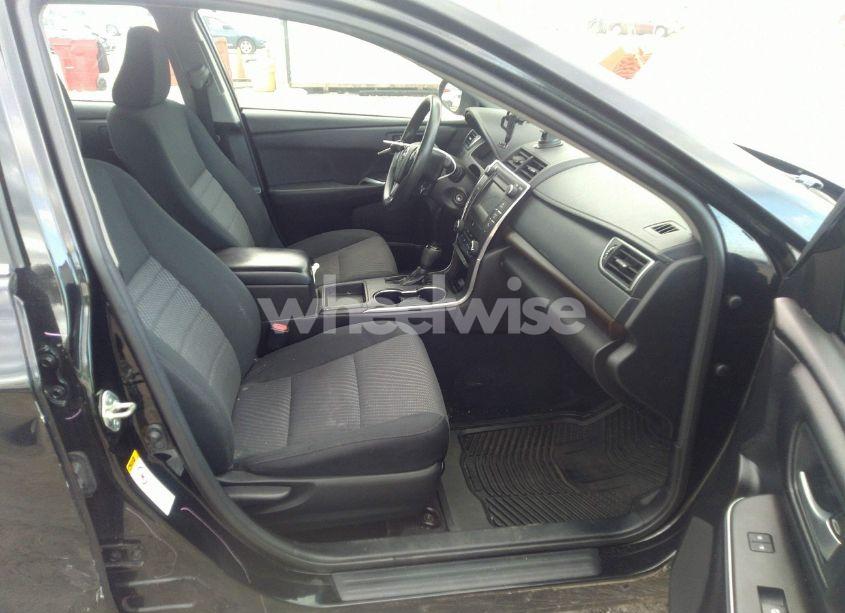 Photo 5 of 2017 Toyota Camry LE (VIN 4T1BF1FK5HU673260)