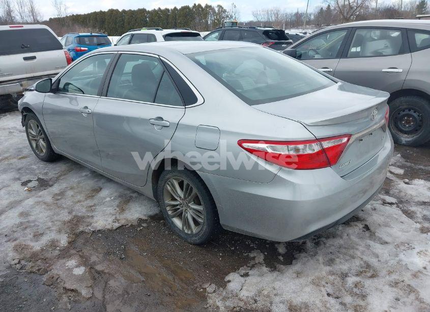 Photo 3 of 2017 Toyota Camry SE (VIN 4T1BF1FK5HU712879)