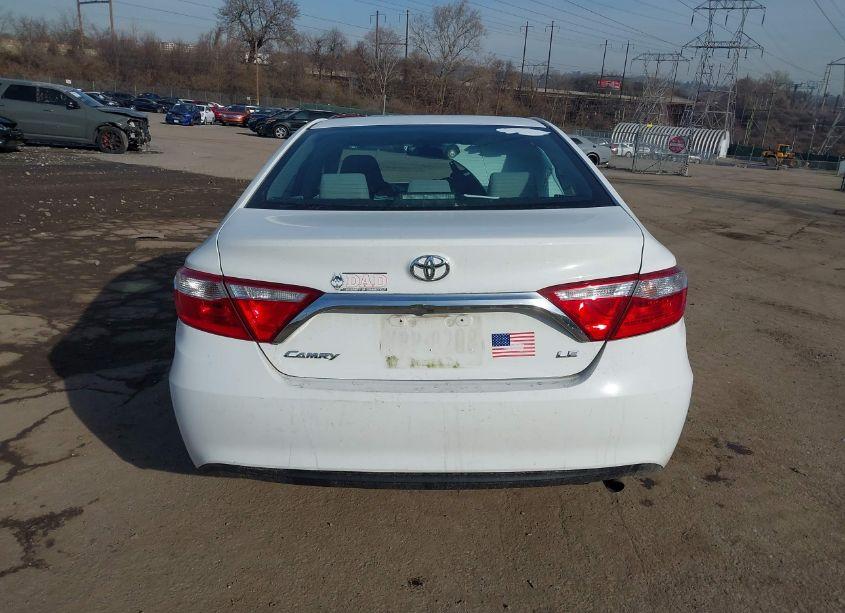 Photo 16 of 2017 Toyota Camry LE (VIN 4T1BF1FK5HU732677)