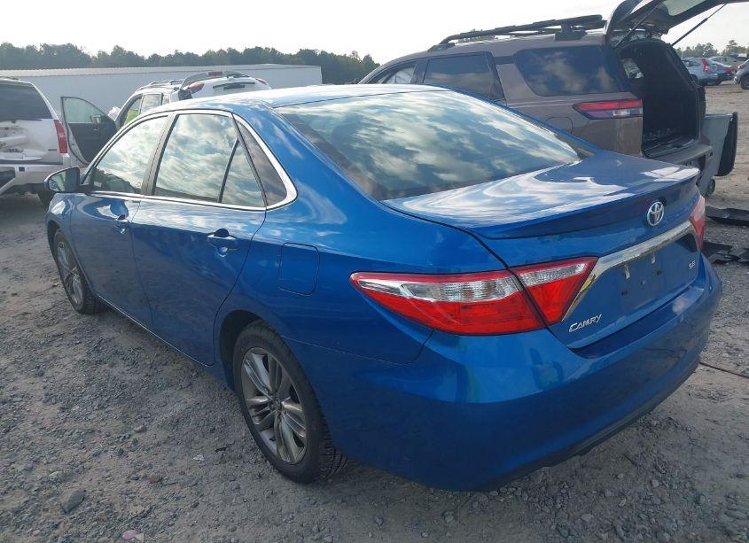 Photo 3 of 2017 Toyota Camry SE (VIN 4T1BF1FK5HU744179)