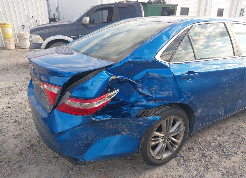 Photo 6 of 2017 Toyota Camry SE (VIN 4T1BF1FK5HU744179)