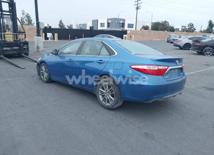 Photo 3 of 2017 Toyota Camry SE (VIN 4T1BF1FK5HU752914)