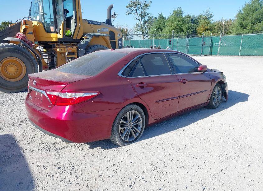 Photo 4 of 2017 Toyota Camry SE (VIN 4T1BF1FK5HU765100)