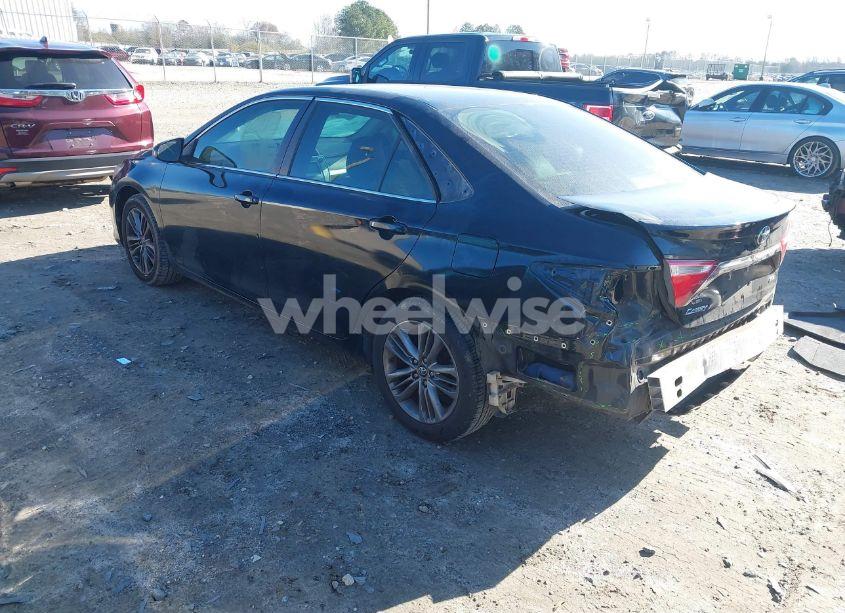 Photo 3 of 2017 Toyota Camry SE (VIN 4T1BF1FK5HU810939)