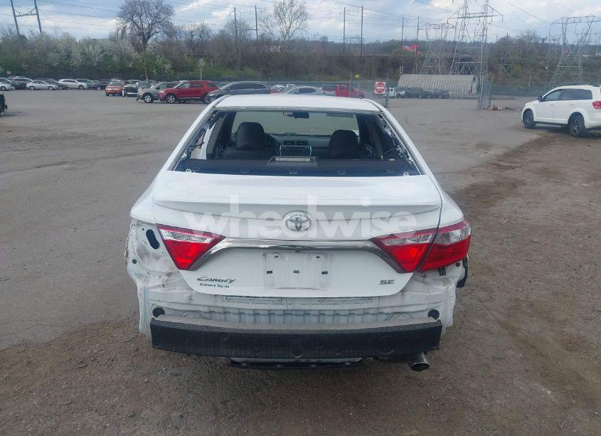 Photo 16 of 2017 Toyota Camry SE (VIN 4T1BF1FK5HU814926)