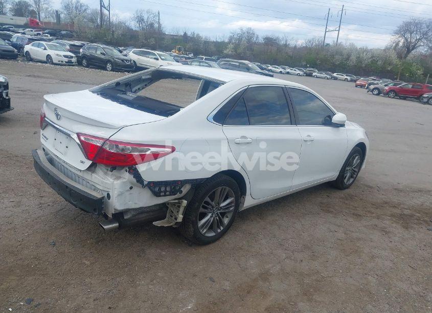 Photo 4 of 2017 Toyota Camry SE (VIN 4T1BF1FK5HU814926)