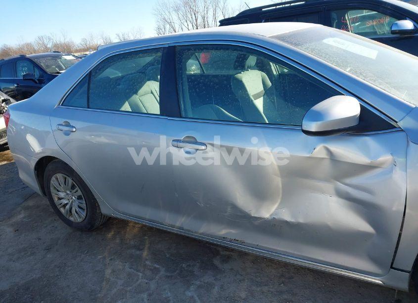 Photo 13 of 2012 Toyota Camry LE (VIN 4T1BF1FK6CU003810)