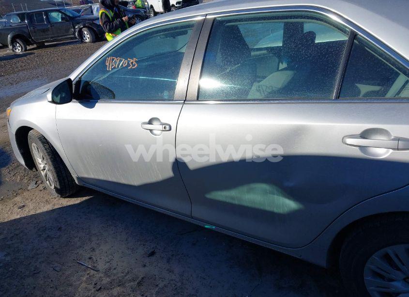 Photo 14 of 2012 Toyota Camry LE (VIN 4T1BF1FK6CU003810)