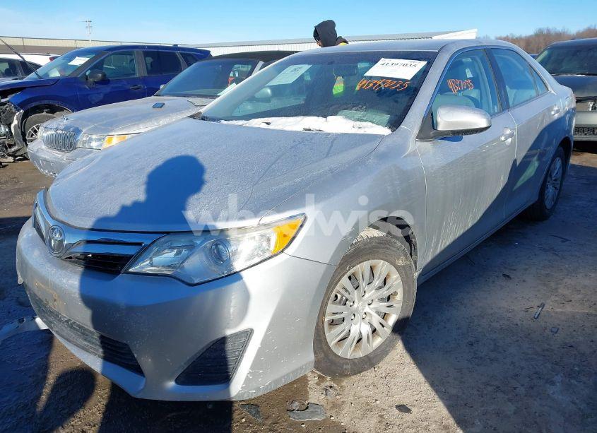 Photo 2 of 2012 Toyota Camry LE (VIN 4T1BF1FK6CU003810)