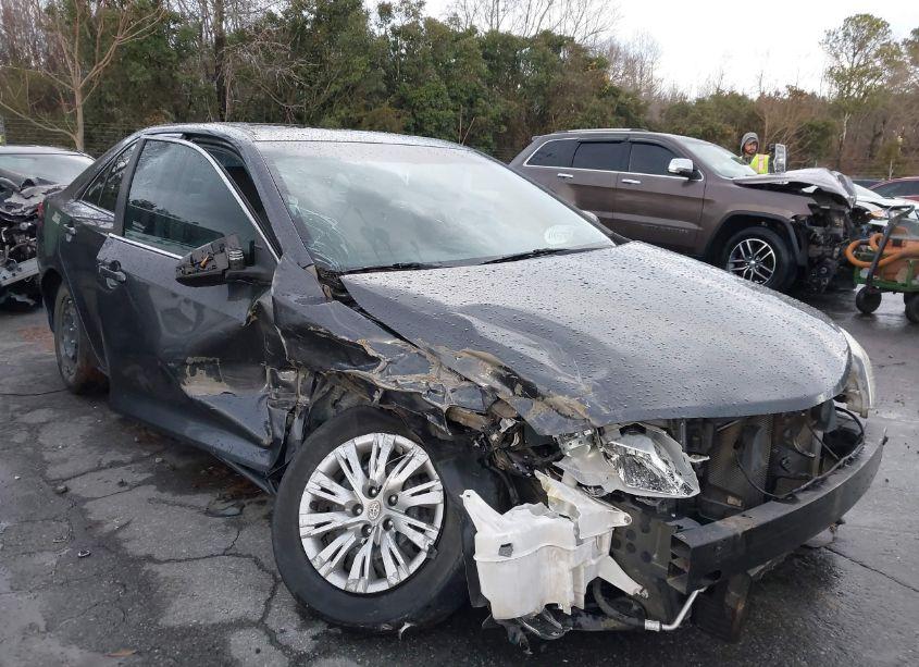 2012 Toyota Camry LE (VIN 4T1BF1FK6CU005069) main photo