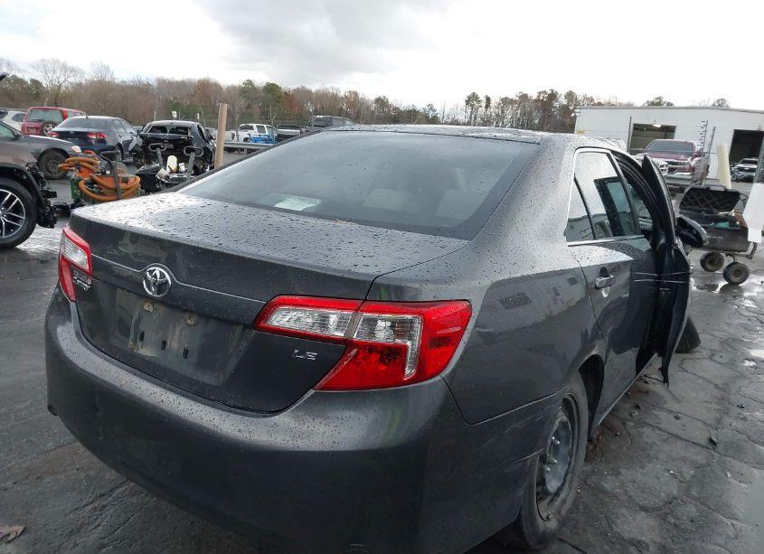 Photo 4 of 2012 Toyota Camry LE (VIN 4T1BF1FK6CU005069)