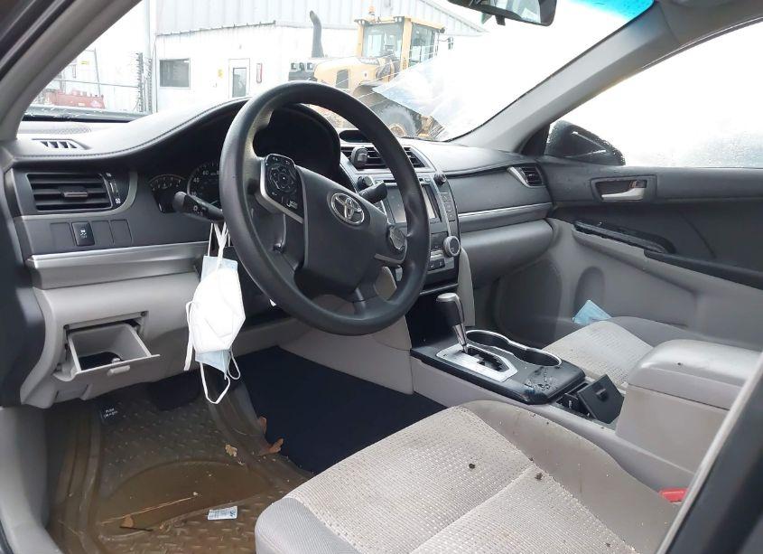 Photo 5 of 2012 Toyota Camry LE (VIN 4T1BF1FK6CU005069)