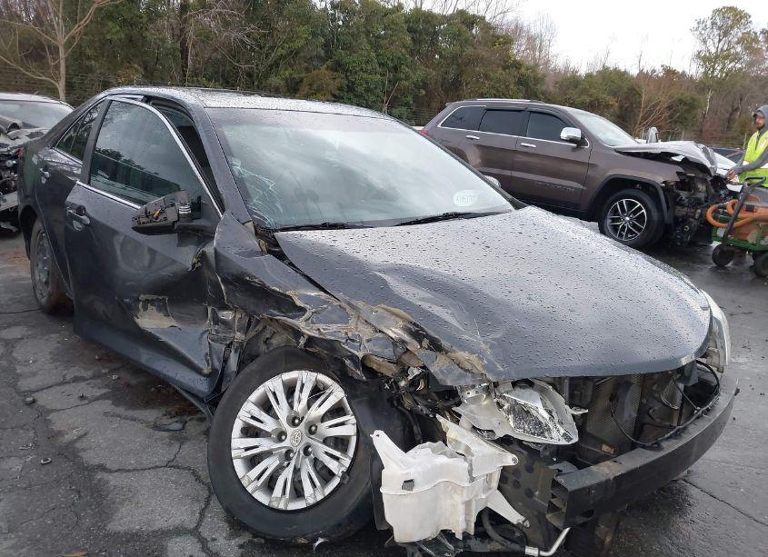 Photo 6 of 2012 Toyota Camry LE (VIN 4T1BF1FK6CU005069)