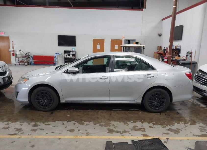 Photo 14 of 2012 Toyota Camry LE (VIN 4T1BF1FK6CU007677)