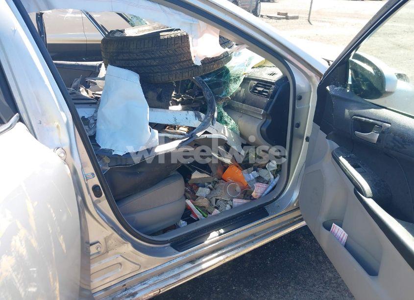 Photo 5 of 2012 Toyota Camry LE (VIN 4T1BF1FK6CU017576)