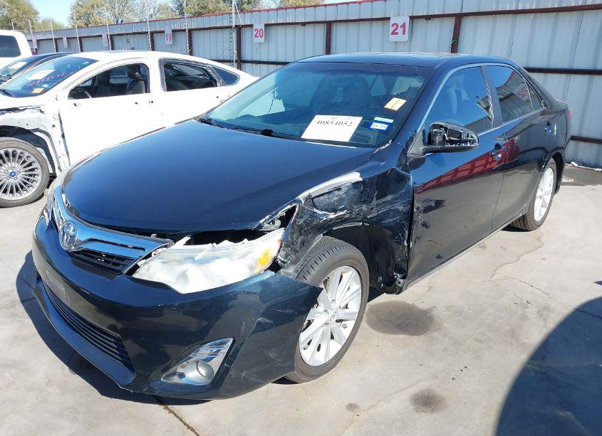 Photo 2 of 2012 Toyota Camry XLE (VIN 4T1BF1FK6CU025581)