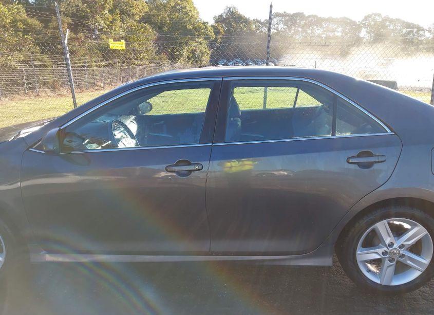 Photo 14 of 2012 Toyota Camry SE (VIN 4T1BF1FK6CU048665)