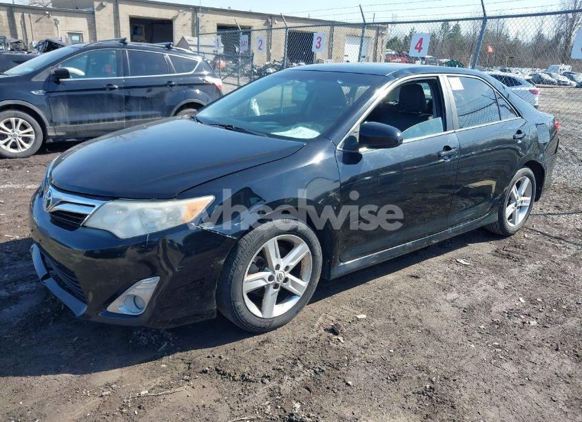 Photo 2 of 2012 Toyota Camry SE (VIN 4T1BF1FK6CU049282)