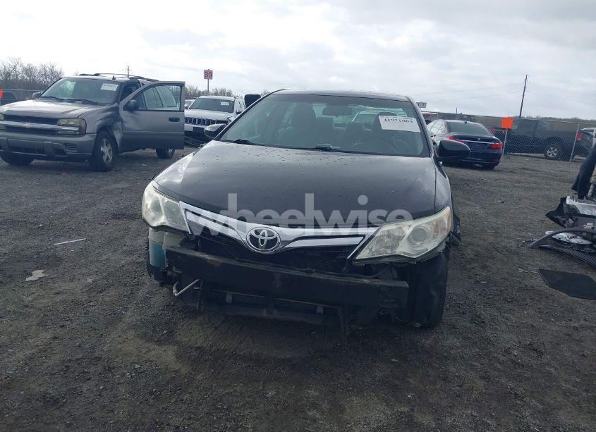 Photo 13 of 2012 Toyota Camry LE (VIN 4T1BF1FK6CU054806)
