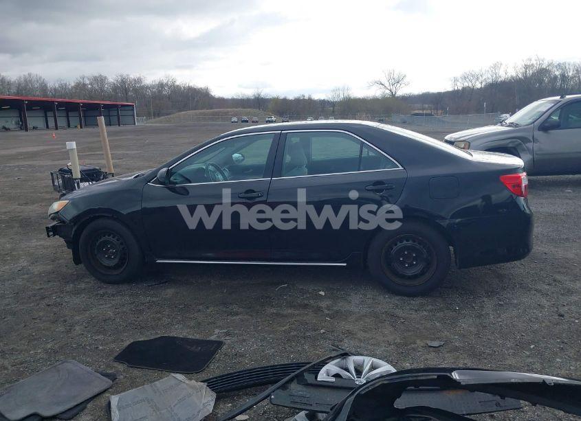 Photo 15 of 2012 Toyota Camry LE (VIN 4T1BF1FK6CU054806)